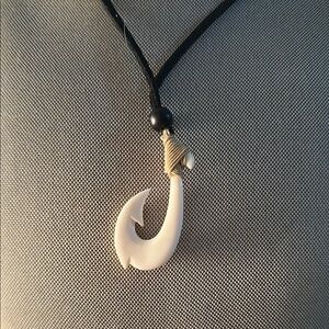 New Hawaiian Maui Hook Pendant Necklace